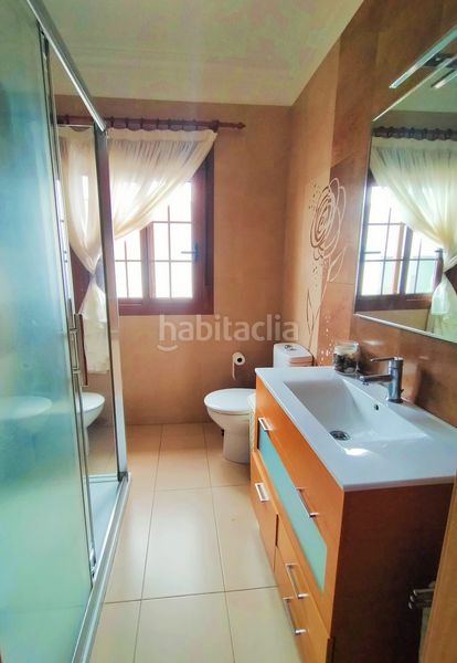Foto a308a8f9-cec0-46d1-9143-ab45be3dec1a. Casa amb calefacció aparcament a Cuesta de la Villa Santa Úrsula
