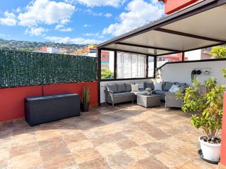 Casa a Cruz Santa