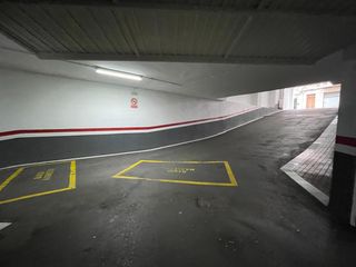Autoparkplatz  Carrer de la bruguera. Plaza de parking zona centro de calella