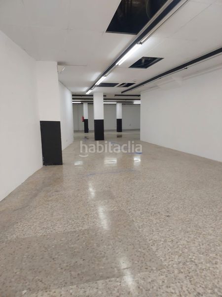 Foto b6f56084-9b6a-4e38-aca7-0dabf7a229d8. Local comercial a Centre Pineda de Mar