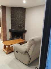 Chalet in Sant Iscle de Vallalta. Casa de una sola planta