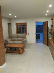Chalet in Sant Iscle de Vallalta. Casa de una sola planta