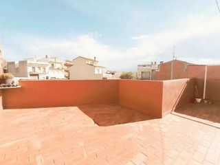 Semi detached house in Malgrat de Mar. Edificio completo con licencia turística