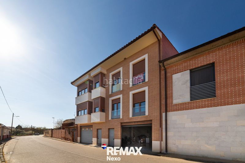Foto a960078a-12b7-42a7-894d-a5e73ec3d51f. Dúplex amb calefacció aparcament a Villalpando