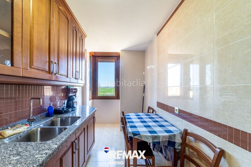 Foto c01e417b-0f4a-4a98-9842-dd0d10163128. Dúplex amb calefacció aparcament a Villalpando