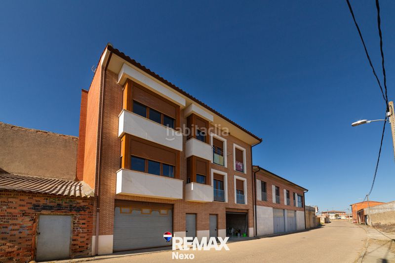Foto c1e764af-98e5-47de-896a-f2037db9d5d1. Dúplex amb calefacció aparcament a Villalpando