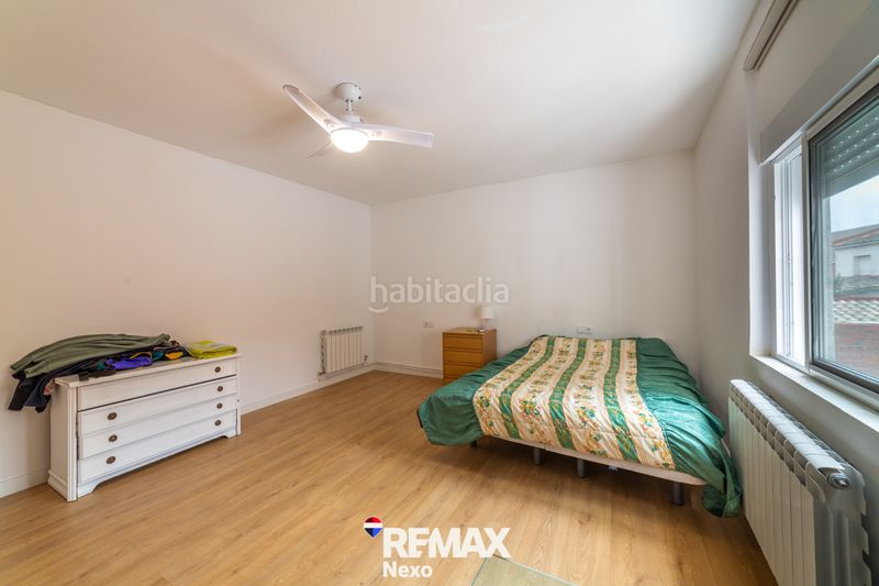 Foto f563f33c-a08f-4e66-a063-f6044242fbf9. Casa aparellada amb calefacció aparcament a Mojados