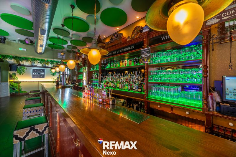 Foto 2c0cc82c-8b60-45b9-a6b5-11a5a3d576a8. Edificio  + bar en Medina del Campo