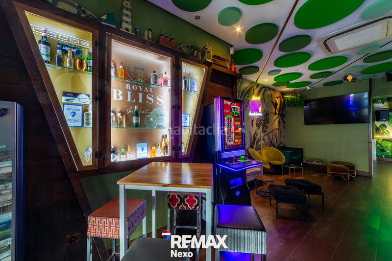 Foto 3b8bf76f-7a21-4911-842e-e9ed3a23e62a. Edificio  + bar en Medina del Campo