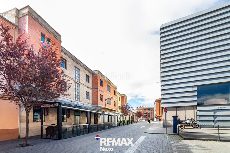 Foto ec0c2404-6685-4f6a-bc7d-c554128bab37. Edificio  + bar en Medina del Campo