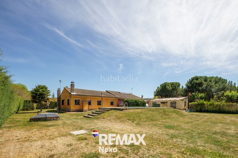 Foto 578950f9-3a49-417d-933e-9b23a3c9eac3. Xalet amb calefacció aparcament piscina a Santibáñez de Valcorba