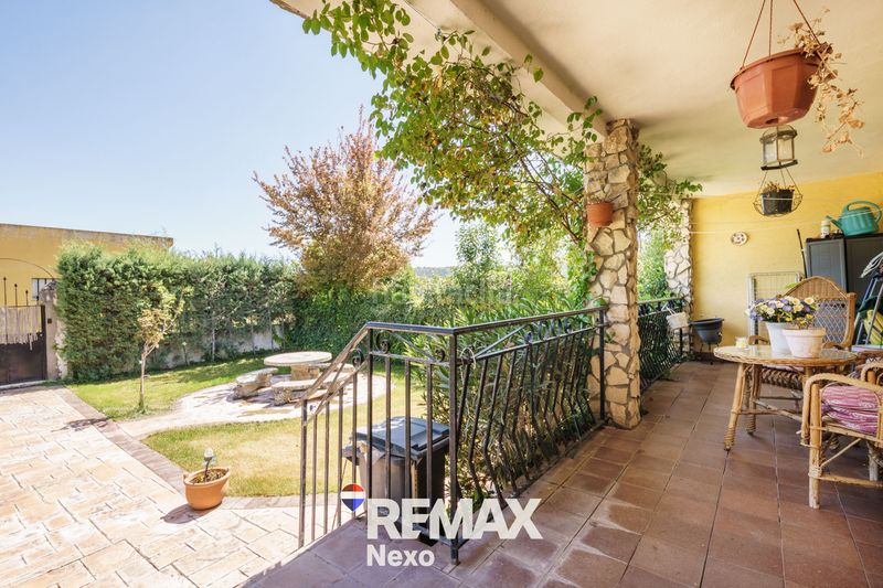 Foto d848b12c-9615-49a0-be81-f32a2d3a07bd. Xalet amb calefacció aparcament piscina a Santibáñez de Valcorba