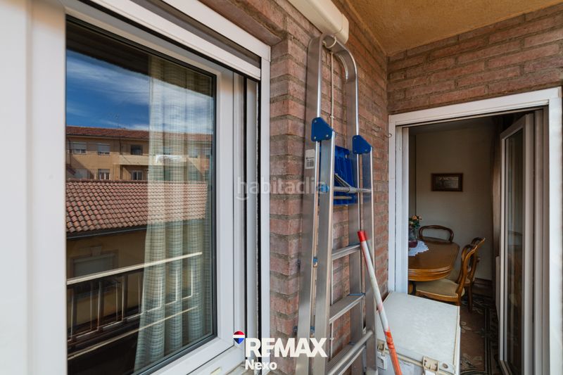 Foto 9e2c84c2-ca80-470f-9329-5ed35fa6028a. Pis amb calefacció aparcament a Via Romana Segovia