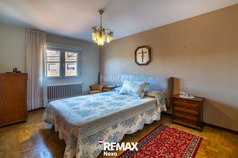 Foto f237d103-f1d5-42da-9612-d5cfb1640444. Pis amb calefacció aparcament a Via Romana Segovia