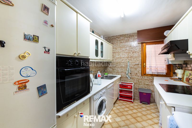 Foto f9628188-c224-40b2-b5b4-49170b996e0c. Pis amb calefacció aparcament a Via Romana Segovia