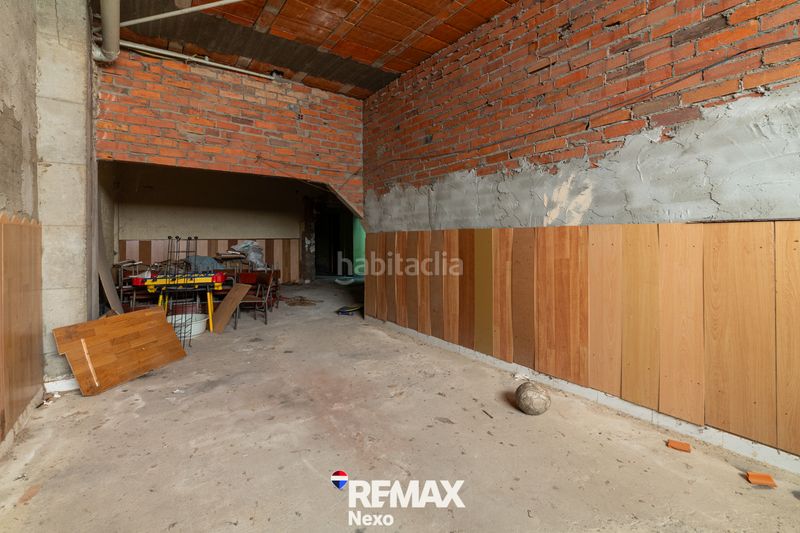 Foto 879843fd-7768-4840-940b-2a9248f58e39. Casa adossada amb aparcament a Benavente
