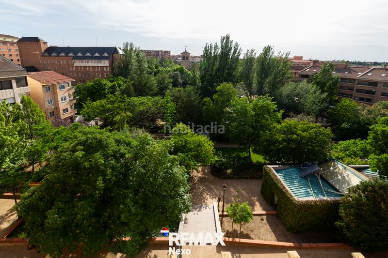 Foto c4547e13-6983-427f-9a14-8a23932990d2. Pis amb calefacció aparcament a Centro Segovia