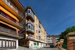 Flat  Calle jardín botánico. Oportunidad de inversión en segovia