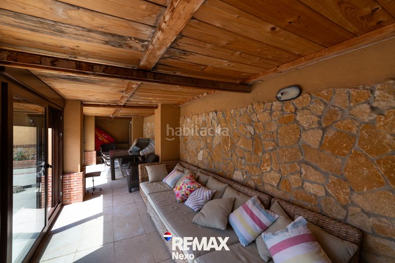 Foto 0d5c7ead-9800-4a0d-9d71-a13e5ef215e9. Chalet with fireplace heating parking pool in Renedo de Esgueva
