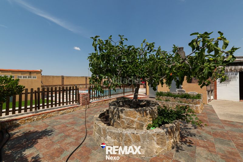 Foto 9bf76a58-37df-410e-ba31-c30ae69740fc. Chalet with fireplace heating parking pool in Renedo de Esgueva