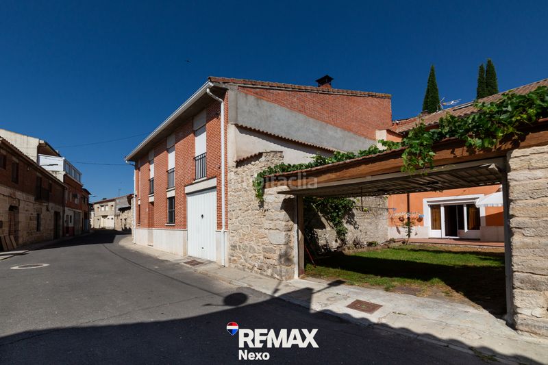 Foto faa3d65c-0259-4760-b838-c9b7b7a9b216. Casa adossada amb xemeneia calefacció aparcament a Wamba