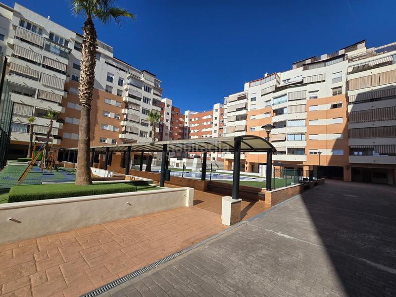 Foto 167944c2-ddd2-4890-9177-75295ca302f7. Appartamento con riscaldamento parcheggio piscina in Málaga