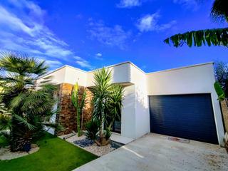 Chalet in Calle Mestral