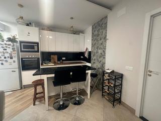 Nave industrial  Calle de ambroz. M&r