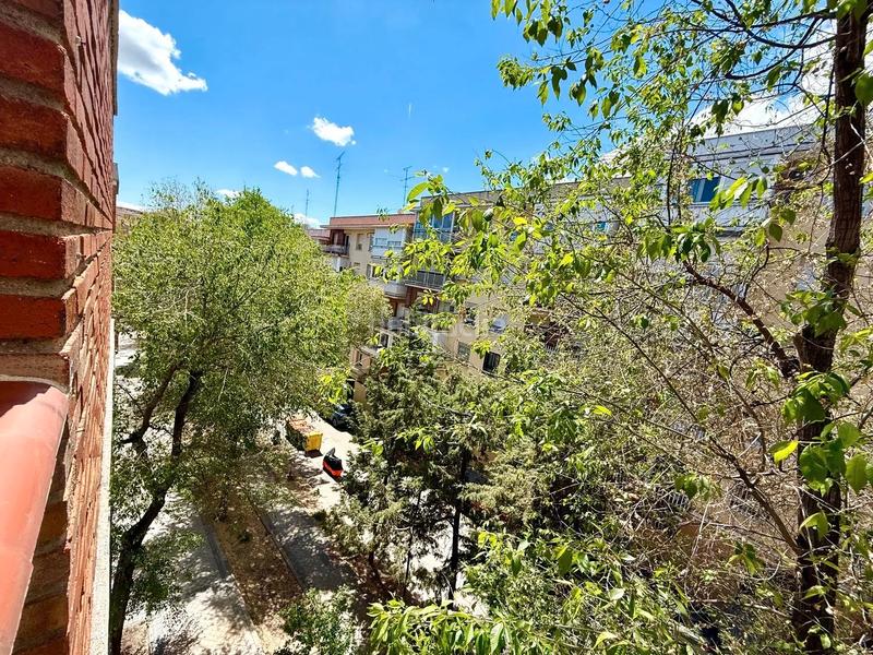 Foto 736b624d-931b-4e0b-b3b8-c63ec27adb18. Flat with heating in Ventas Madrid