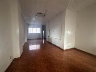 Local Comercial en Calle de Vital Aza