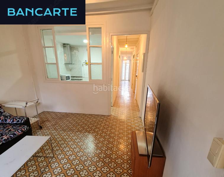 Foto fd834a8b-0a14-4191-9eaa-1e1388c851a8. Piso gran piso con encanto y carácter en el corazón en Olot