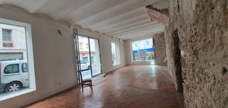 Business premise in Carrer del Roser 1