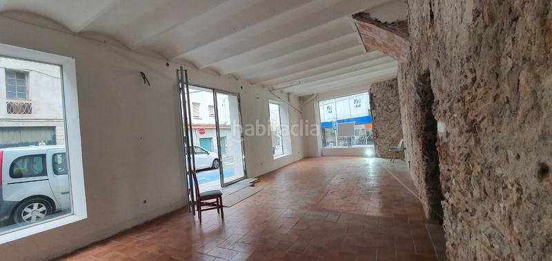 Foto 27705c4d-8fa7-4e57-9d23-2fc8e4eef91c. Location local commercial dans carrer del roser 1 dans Torroella de Montgrí
