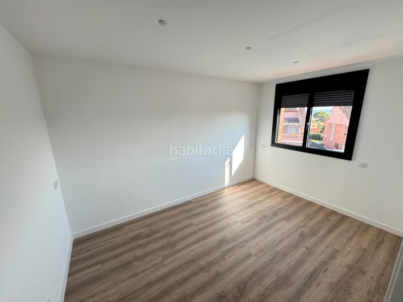 Foto 07c52110-979e-44c6-ae51-dfc640c0b083. Casa a schiera 180m<sup>2</sup> con riscaldamento parcheggio piscina in Rubí