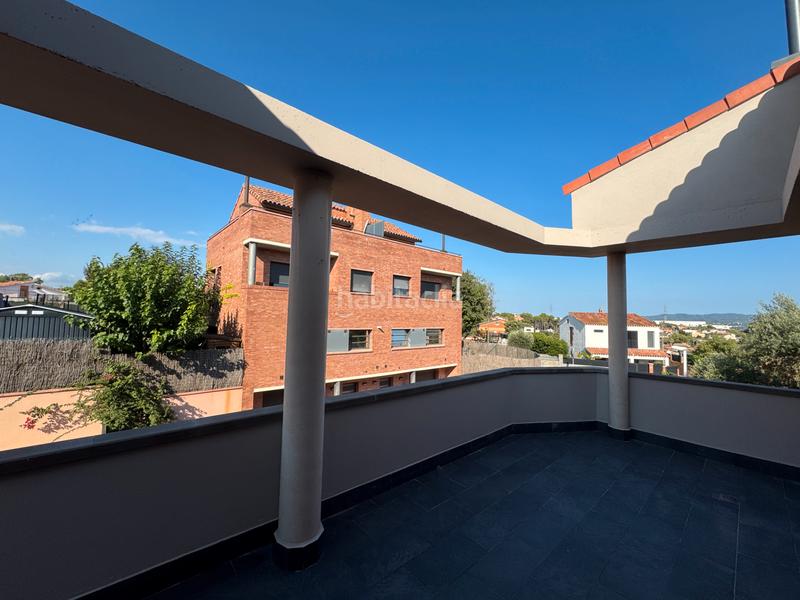 Foto 3bf780b8-e0a3-4b01-94af-2439125fc3cc. Casa a schiera 180m<sup>2</sup> con riscaldamento parcheggio piscina in Rubí