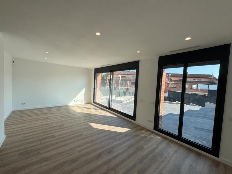 Foto 568614c5-0e1e-4eb1-a474-49e839d5b6dd. Casa a schiera 180m<sup>2</sup> con riscaldamento parcheggio piscina in Rubí