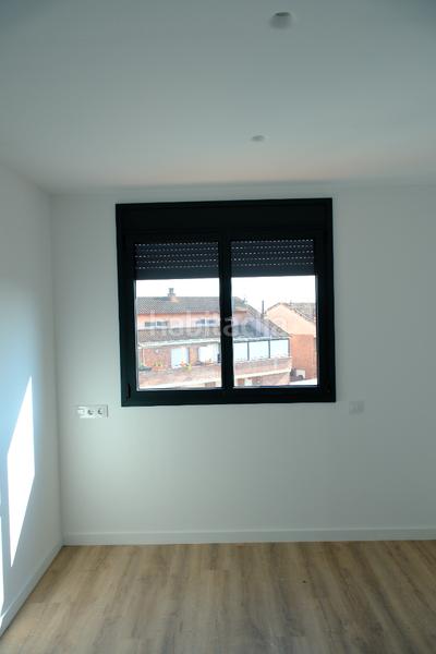 Foto 7a89b2b6-3ec0-45e0-8bef-7a532c8c1dce. Casa a schiera 180m<sup>2</sup> con riscaldamento parcheggio piscina in Rubí