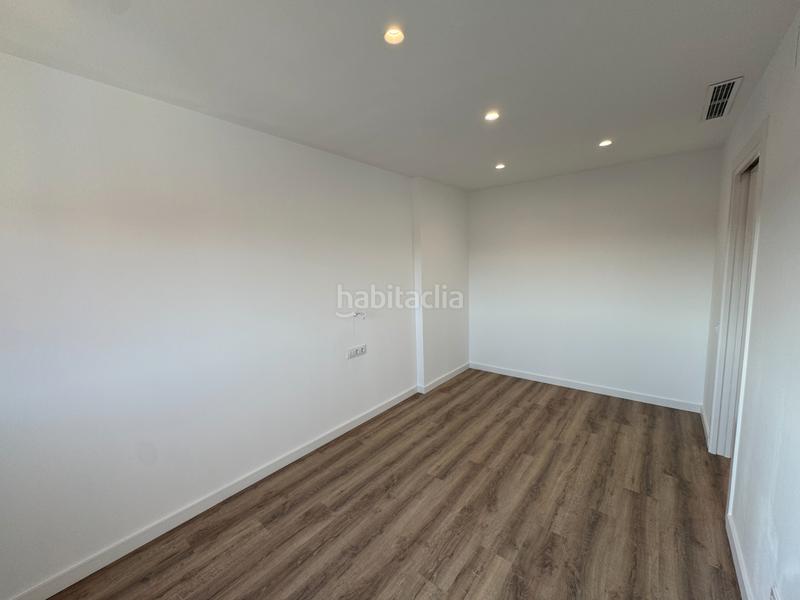 Foto a58c40a3-1245-4ec5-935d-2561a3465966. Casa a schiera 180m<sup>2</sup> con riscaldamento parcheggio piscina in Rubí