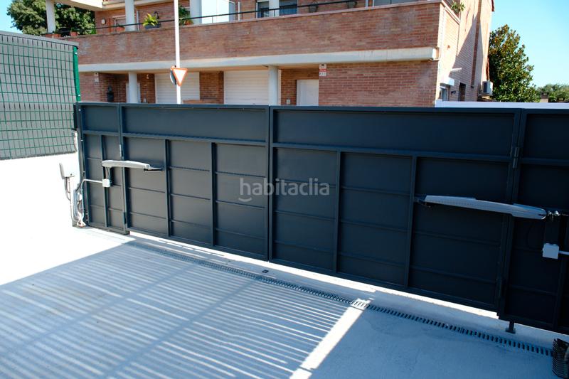 Foto c1a55ca7-6069-47c9-8639-1c1faf55b7c7. Casa a schiera 180m<sup>2</sup> con riscaldamento parcheggio piscina in Rubí