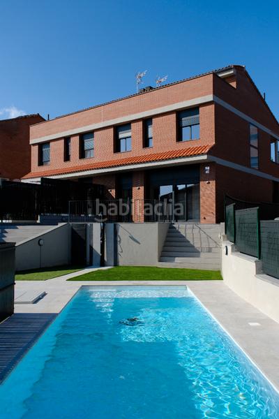 Foto 17aebb2a-5765-48f5-9632-a2fa2a843886. Casa a schiera 180m<sup>2</sup> con riscaldamento parcheggio piscina in Rubí