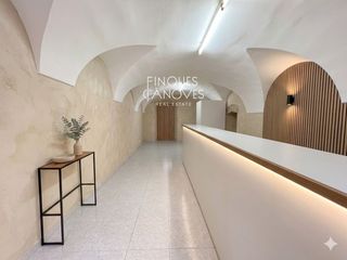 Geschäftsraum  Carrer de girona. Oportunidad de inversión local comercial con opción a convertirl