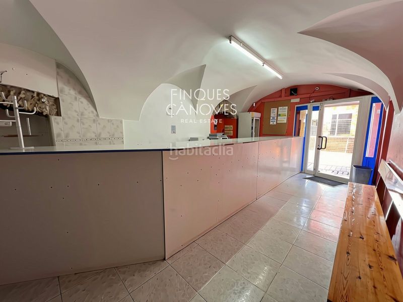 Foto d393abfa-1709-4546-9be5-96271d181f6d. Local comercial a Banyoles