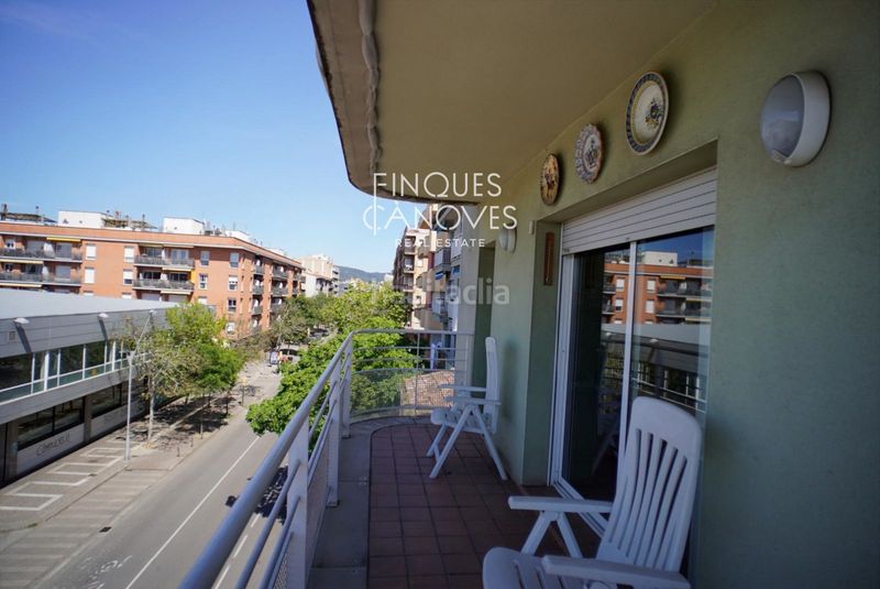 Foto ed15ea9d-91f3-4830-a045-f76b149dc203. Piso luminoso piso con terraza en Santa Eugenia, . en Girona
