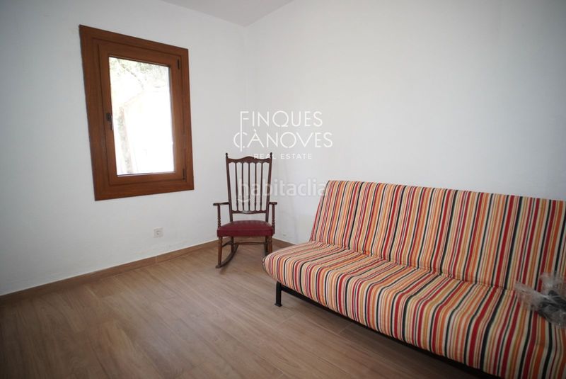 Foto 77b9eea6-f482-46c5-b255-90f22cc5d68d. Haus mit heizung in Quart
