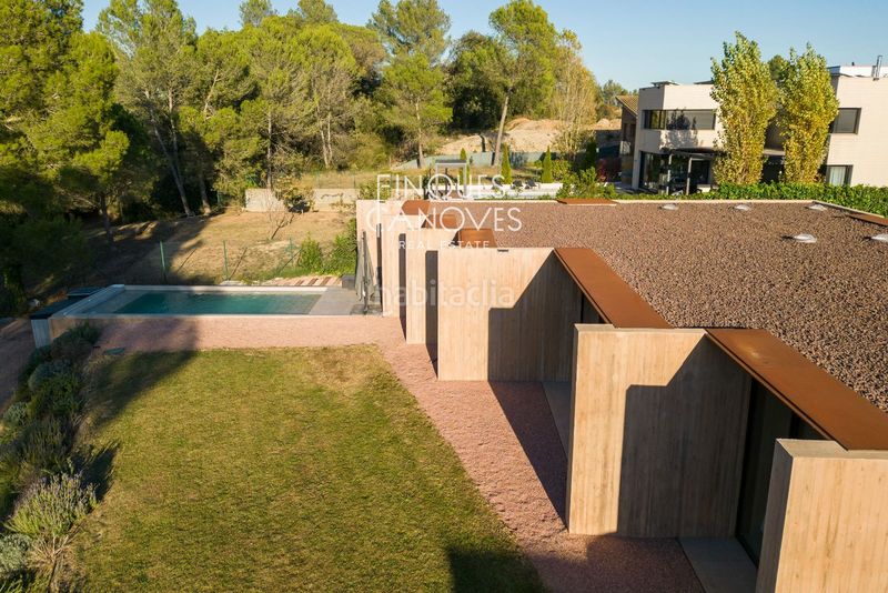 Foto be153e46-be98-4518-9aea-61eef9bff4ff. Casa adossada amb calefacció piscina a Sant Julià de Ramis