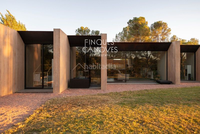 Foto bea7339e-7f25-4175-81a7-cdbc3c0d582e. Casa adossada amb calefacció piscina a Sant Julià de Ramis