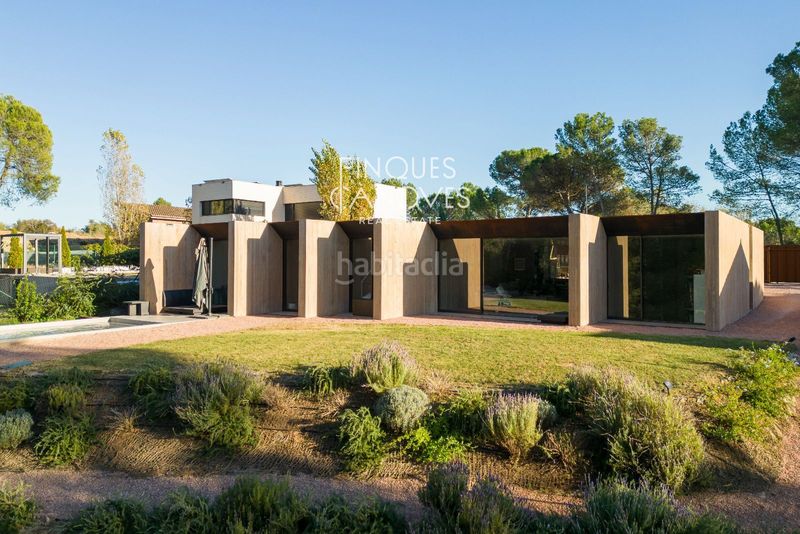 Foto dc625535-2d78-4cf0-829d-7b0c7cce45f1. Casa adossada amb calefacció piscina a Sant Julià de Ramis