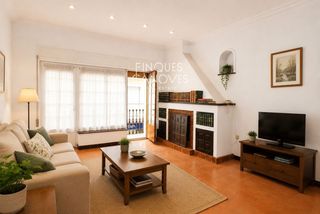 Chalet  Carrer de luis món. Casa señorial de 352 m en el corazón de santa coloma de farners