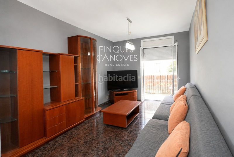 Foto c2744baf-aef0-43e5-8b17-736072a55875. Flat with heating in Centre Salt