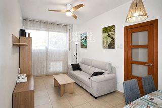 Flat  D'aro. Acogedor piso listo para entrar a vivir en la calle daro de pala